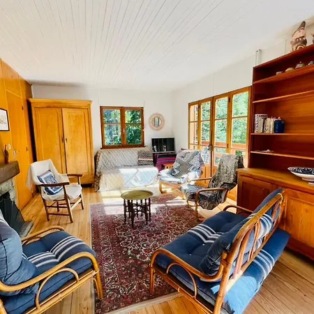 Chalet Family With Garden In Chaffrey *